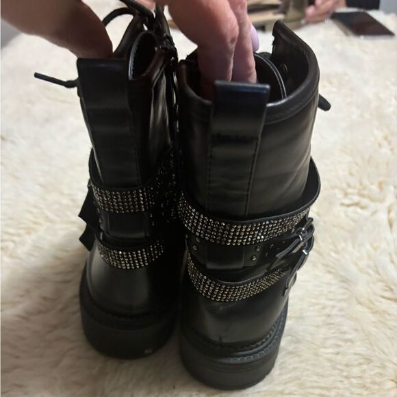 Rock and Candy Hensley Black Boots with Rhinestone Detail size 8 - Picture 6 of 10